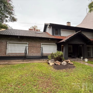 Casa en Olivos en venta 7 ambientes