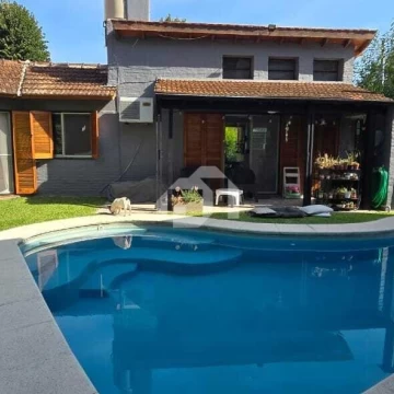Casa  en Venta en Los Troncos, Pilar, G.B.A. Zona Norte