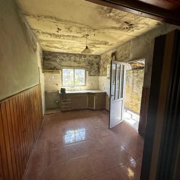 Venta Casa A Refaccionar Terreno Mercedes Permuta