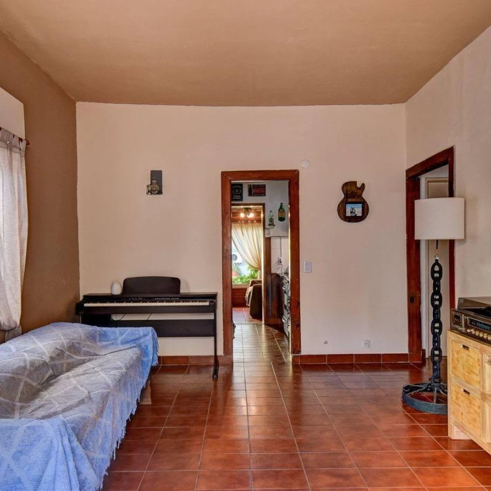 VENTA PH 5 AMB CON JARDIN Y TERRAZA/SIN EXPENSAS.