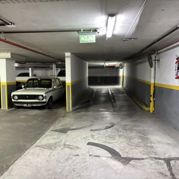 VENTA COCHERA ALMAGRO 