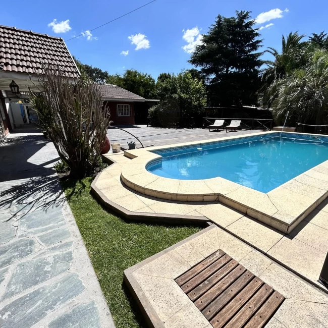 Amplia y Excelente Quinta en  Esteban Echeverria Venta