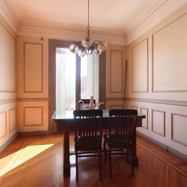 Venta Dto 4amb con Dependencia Estilo Frances