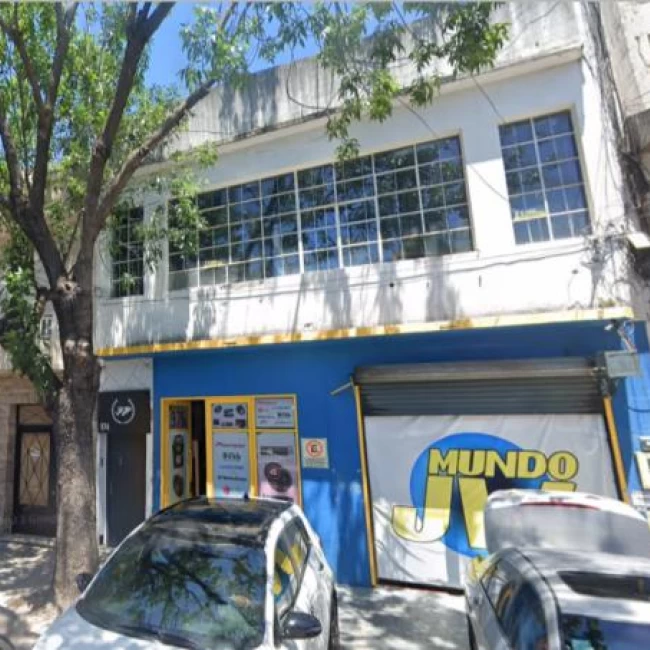 Galpón en Floresta apto para la Industria 220mts2- alquiler venta