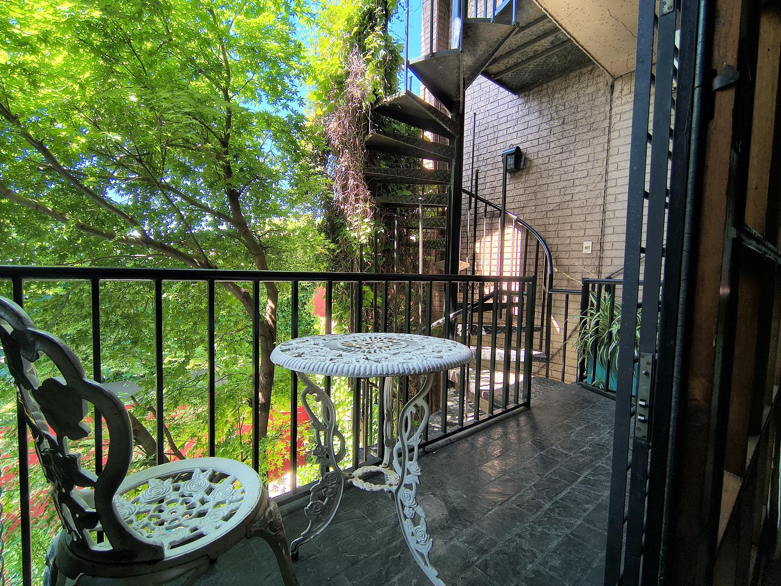 BALCON SUITE