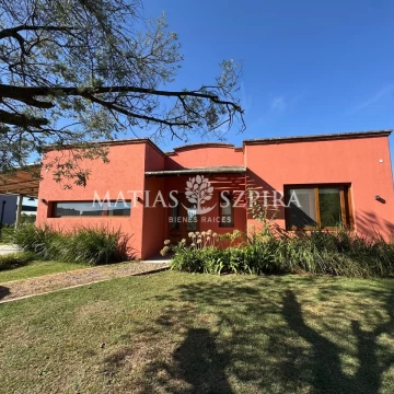 Casa en alquiler Haras San Pablo 3 ambientes