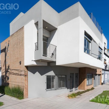 Triplex Venta Ramos Mejía