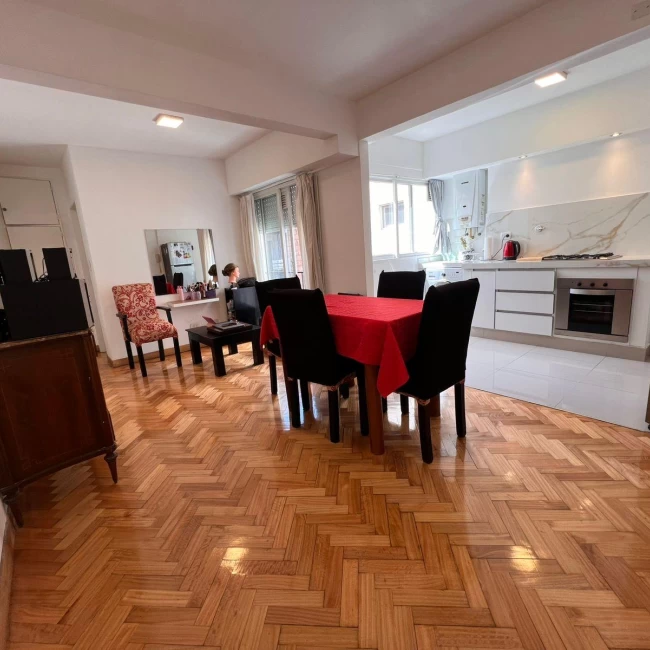 IMPECABLE DEPARTAMENTO DE DOS AMBIENTES EN BELGRANO venta