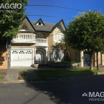 VENTA CASA 6 AMBIENTES RAMOS MEJIA