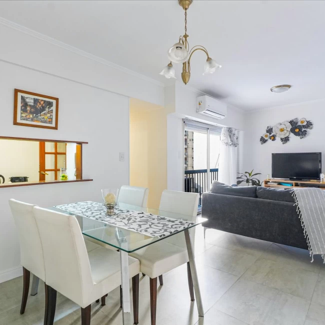 VENTA DEPTO 4 AMB EN FLORES - APTO CREDITO