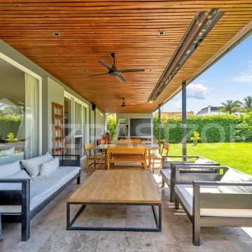 Casa en venta en Las Liebres 4 dorm, jardin y pileta