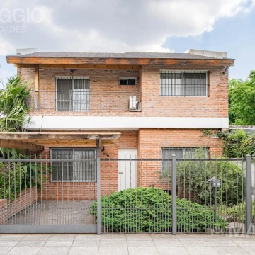 VENTA CASA EN VILLA LUZURIAGA