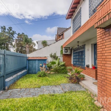 VENTA CASA EN VILLA LUZURIAGA