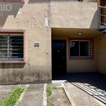 VENTA PH EN VILLA LUZURIAGA