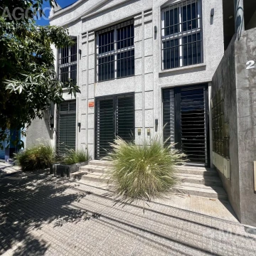 VENTA LOCAL COMERCIAL EN HAEDO 