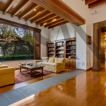 Casa en Venta en Privada Bosques de Las Lomas 