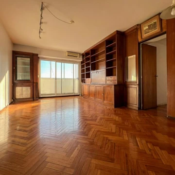 Departamento en venta 4 ambientes CON BALCÓN CORRIDO en Recoleta Seguridad 24hs Apto crédito.