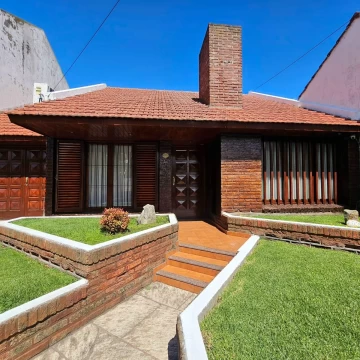 Venta Casa 4 Ambientes Barrio Punta Mogotes Mar del Plata