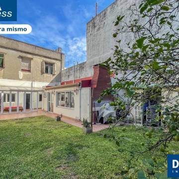 Barracas 3 amb 250m2 depto con patio apto credito