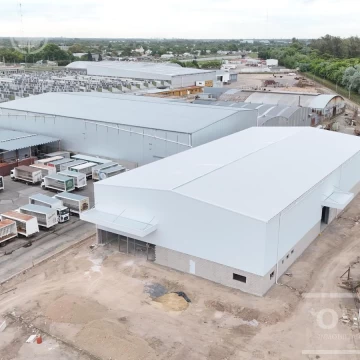 EXCELENTE GALPÓN 1.800 M2 A ESTRENAR - EN ALQUILER - PARQUE INDUSTRIAL CIR 2 - RUTA 2 - BERAZATEGUI