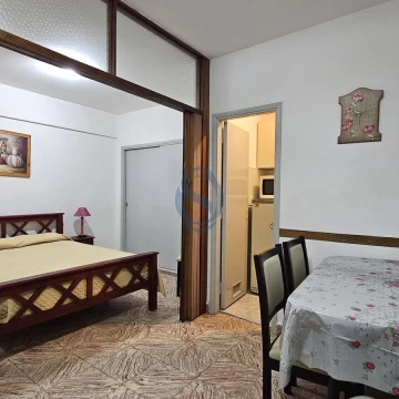 Venta Departamento monoambiente interno con servicios en Centro, Plaza Colón
