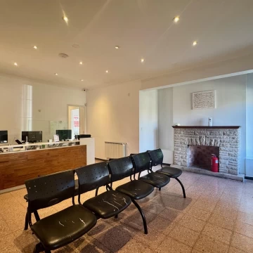 Consultorios / Oficinas en Guemes en alquiler