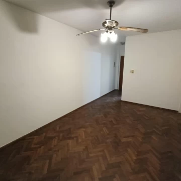 Departamento de dos dormitorios en alquiler en Entre rios al 1200