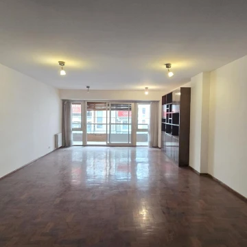Departamento en  venta muy amplio 3 dormitorios