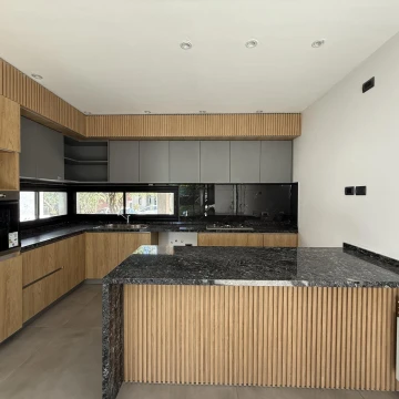 Casa en  Venta de 2 dormitorios en Las Cañitas Barrio Privado a Estrenar