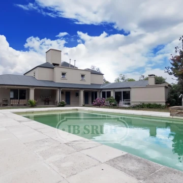Lomas de La Carolina importante casa a la venta