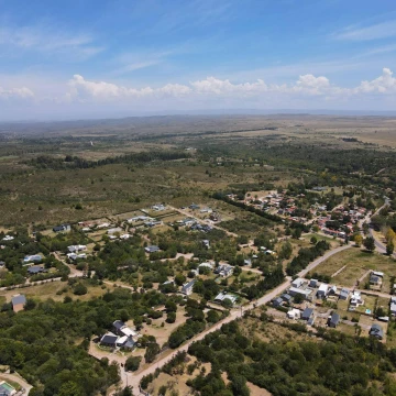 Terreno en venta, La Cumbre. Gas Natural.
