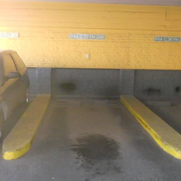 Cochera en  venta en Centro cerca a metros de Plaza San Martin