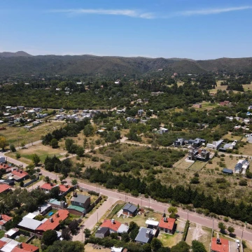Terreno en  venta La Cumbre. Escritura.