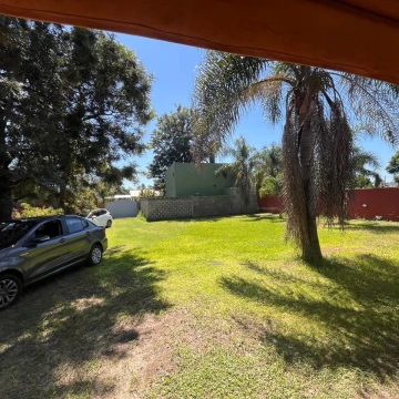 Casa mas Duplex en Venta en Villa Belgrano ambos de 2 dormitorios , 100mts Av. Recta Martinolli