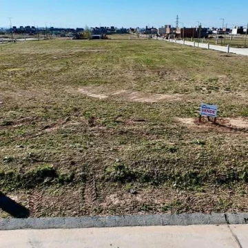 Lote en Venta en Urbanización Docta listo para construir apto Duplex