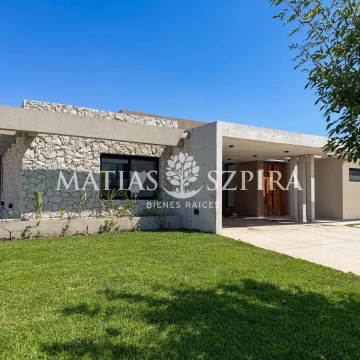 Casa en Venta en  Terravista, General Rodriguez