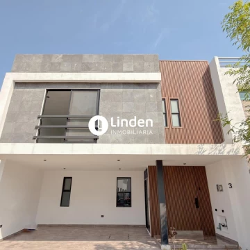 Casa en Venta en Parque Veracruz Lomas de Angelopolis III.