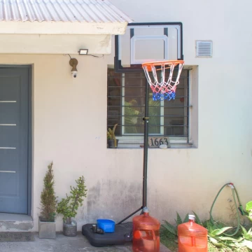 VENTA PH 3 AMBIENTES EN DERQUI PILAR PATIO Y COCHERA TIPO DUPLEX