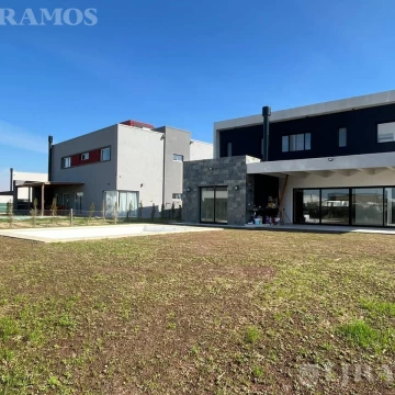 Casa en venta en Riberas, Puertos / Escobar