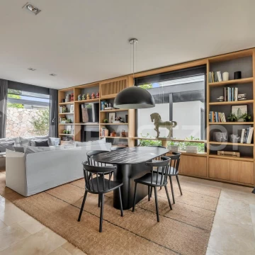 Casa en Las Liebres, 3 dormitorios, jardin y piscina