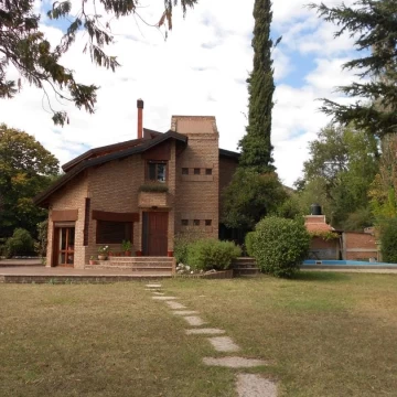 Casa en Barrio La Costa