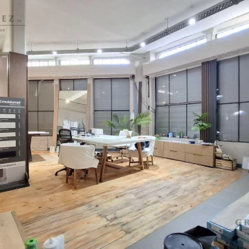Local - Galpón - Depósito de 120 m2 sobre Esquina en Barracas  - VENTA