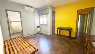 Departamento en Venta, Centro, Rosario, 2 dormitorios p/escalera
