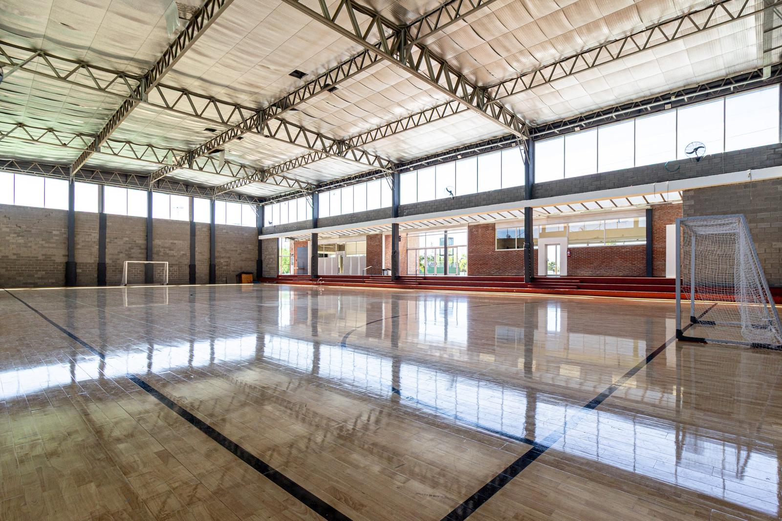 Polideportivo Internamente