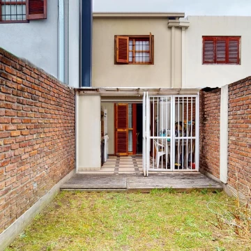 Departamento PH, tipo casa en venta La Plata