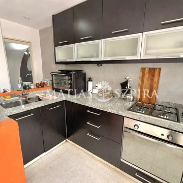 Venta duplex 3 ambientes con cochera en Morón