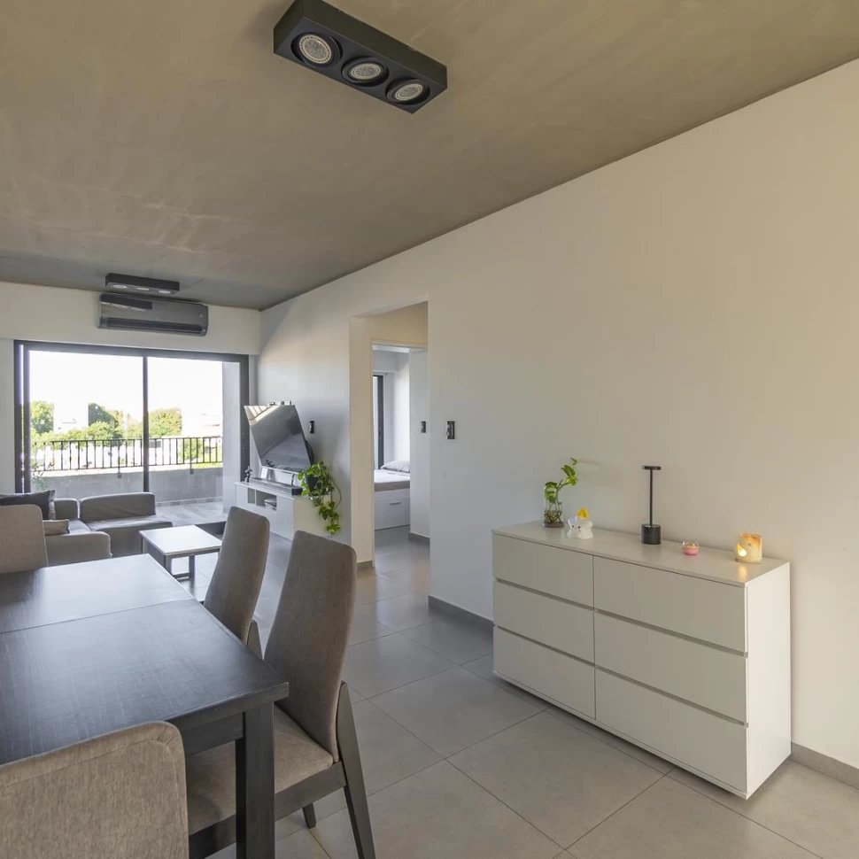 VENTA 2 AMBIENTES - APTO PROFESIONAL - FLORESTA - ENTREGA INMEDIATA