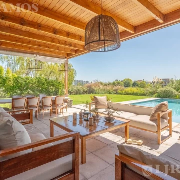 Casa en venta en El Golf de Nordelta