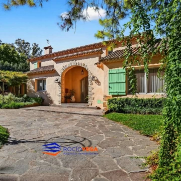 Casa a la venta en Country Club San Diego, Moreno
