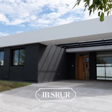 Casa en venta de 3 dormitorios en Barrio Distrito Sur